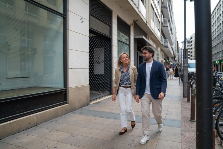 29 junio 2026 Iñaki García Calvo Blanca Lacunza Propuestas Comercio Bajar negocios de plantas superiores a pie de calle