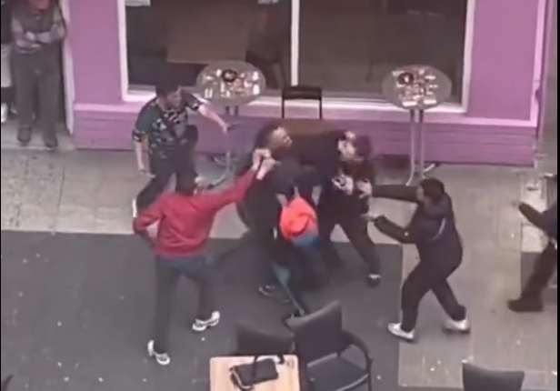 Pelea Bruno Villarreal junto a lonja okupa Coronación